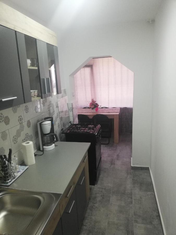 Apartament Brezoi Apartment Ngoại thất bức ảnh