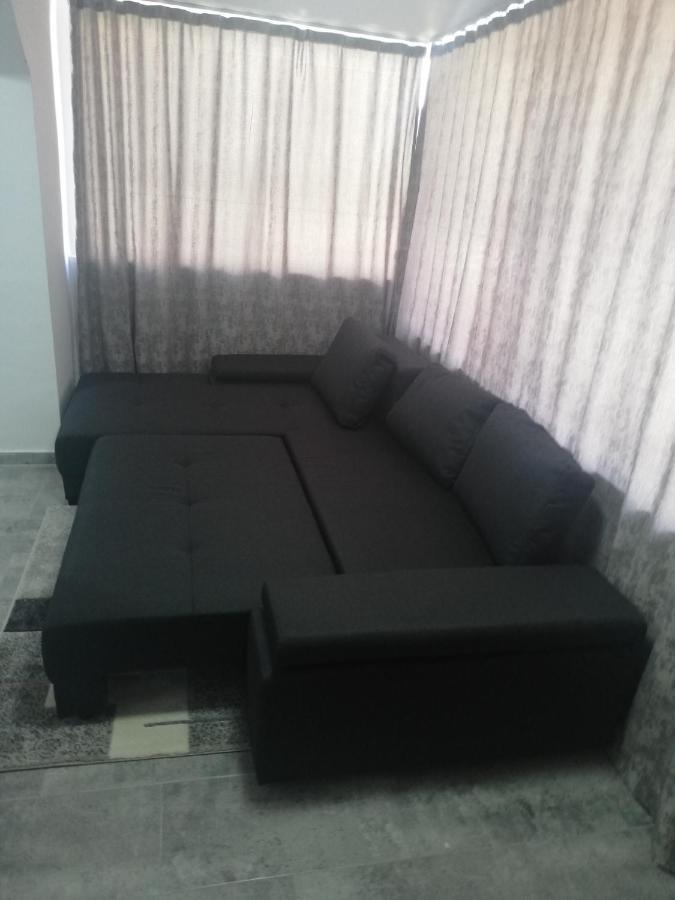 Apartament Brezoi Apartment Ngoại thất bức ảnh